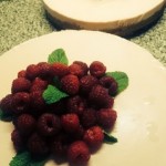 a picture of raspberry cheesecake