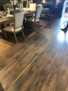 a photo of table measuring